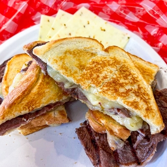 Hoosier Cowboy Sandwich (Indiana Beef Cattle Association)