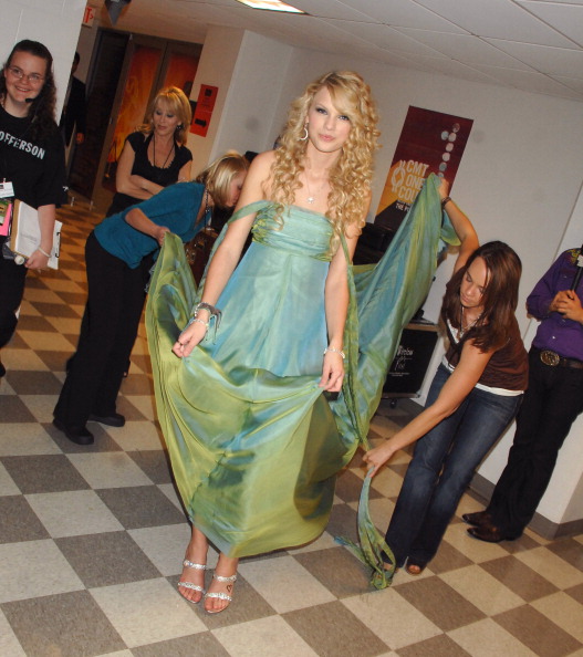 2007 CMT Music Awards - Backstage and Audience