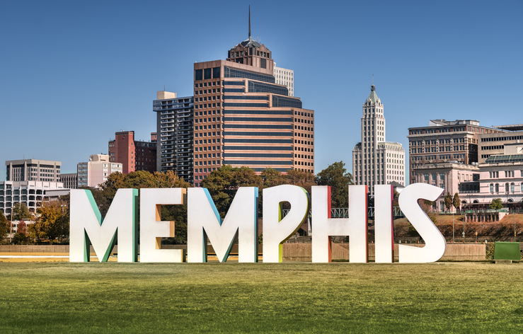 Memphis Tennessee sign downtown city skyline scenic view