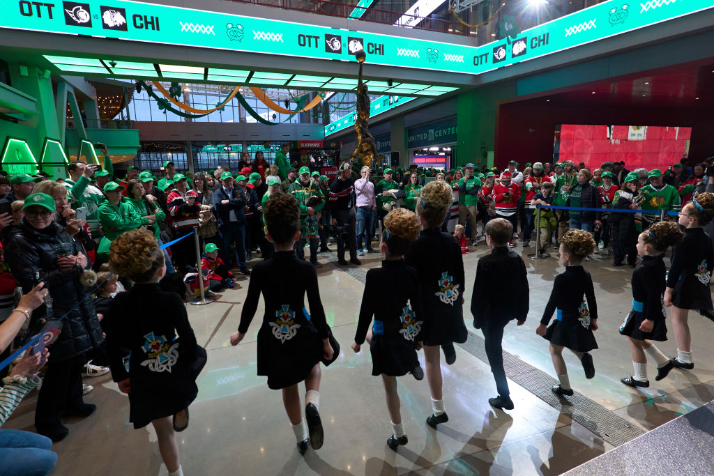 Ottawa Senators v Chicago Blackhawks